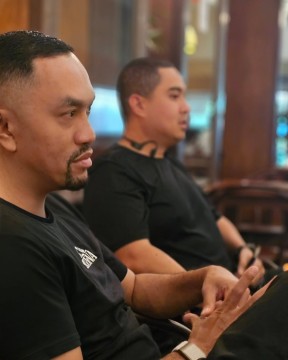 Ahmad Sahroni telah kabur ke luar negeri saat rumahnya dijarah warga. (Instagram @ahmadsahroni88)